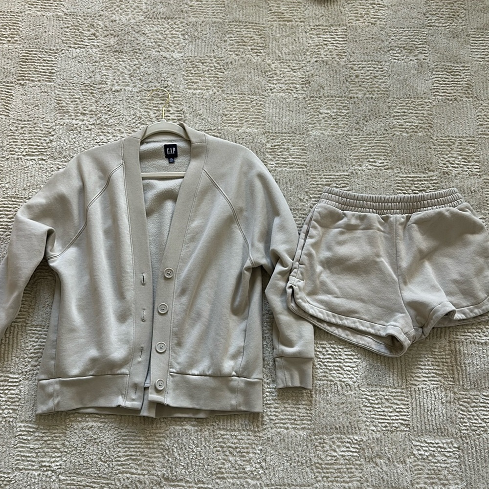 Gap Sweat Set